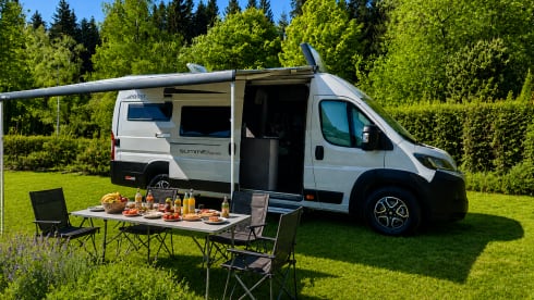 Freedom Suite – 2p Pössl bus uit 2026