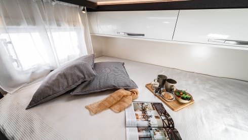 665 – 2021 ROLLERTEAM ZEFIRO 665 4 PERSONEN OXFORD