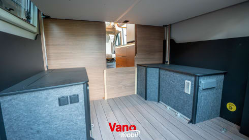 4p Knaus bus from 2025