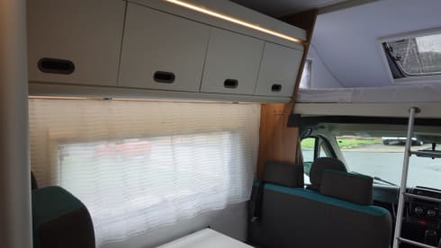 7 berth Adria sun living 2018