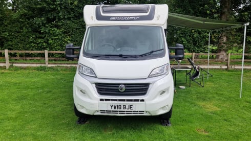 Colette – 4 berth Swift 664 escape from 2018