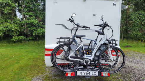 A comfortable, beautiful and light camper ADRIA SONIC PLUS 700 DC EURO 6