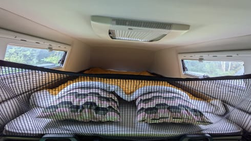 4p Ford Nugget, ideal with children!