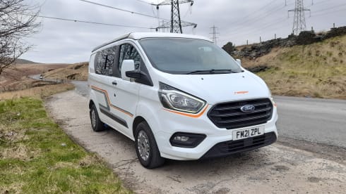 FM21 – 4 berth Ford campervan from 2021