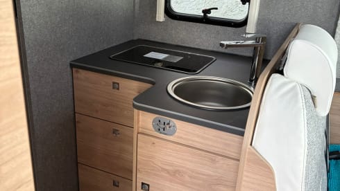 Mango Dream - Just GO! – 4p Dethleffs semi-integrated from 2026