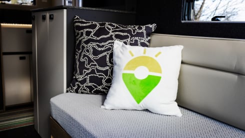 Skye – Auto-Trail 620S 2025 - Camper automatico a 2 posti letto - Completamente assicurato