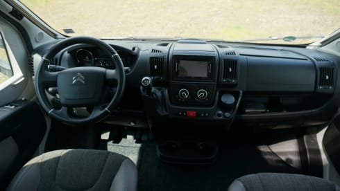 5p Adria Mobil semi-integrated uit 2019 163 PK