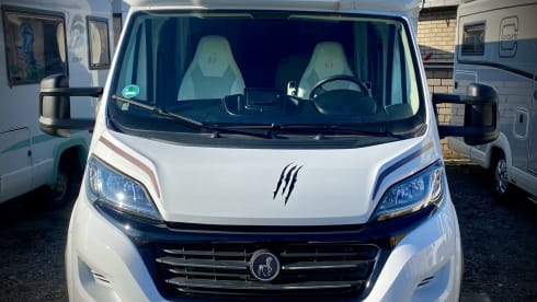 Flip – Etrusco T7400QB - elegant and well equipped