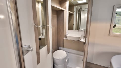 Charly – 4p Carado semi-integrated from 2026