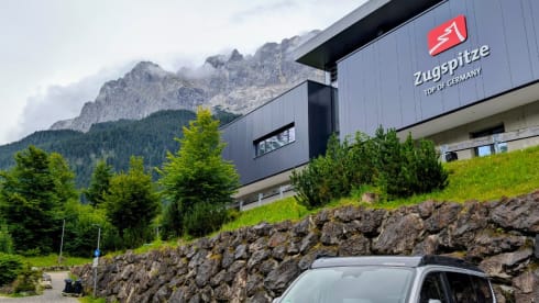 BETSY – Urban Camper Bürstner Copa C530 2025 WC Aufstelldach AHK 4 Personen