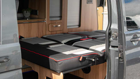 Nuptse  – VW Camper 