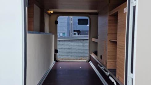 Knaus Live 1 700 meg 2022 (Aut, 180hp, LED lighting, air conditioning, carplay, TV)