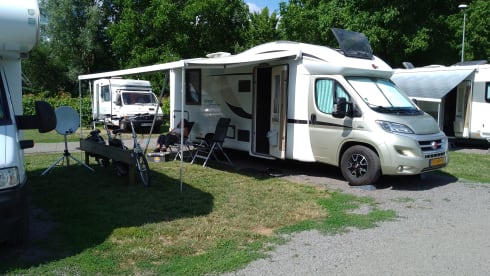 4p Bürstner semi-integrated from 2016