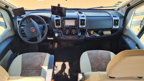 3p Adria Mobil semi-integrated from 2014