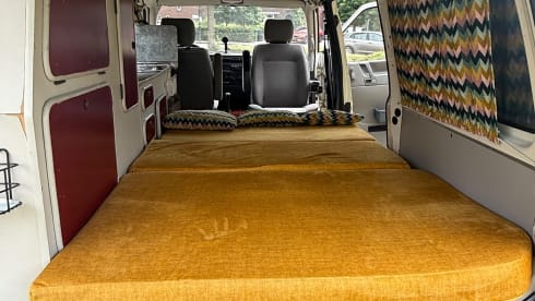 het witte schaap – 4-person Volkswagen campervan from 1997