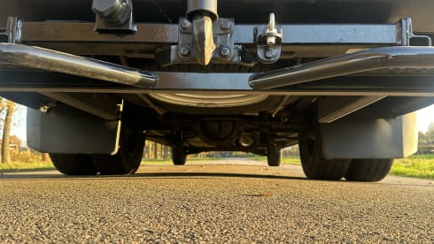 Bertus – Mercedes Sprinter 519CDI 3.0 V6 (191 hp) Automatic Bus Camper – B driving license –