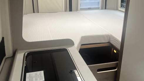 2p Carado campervan uit 2024