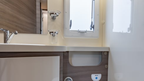 Luxury 4 p McLouis integral camper from 2023