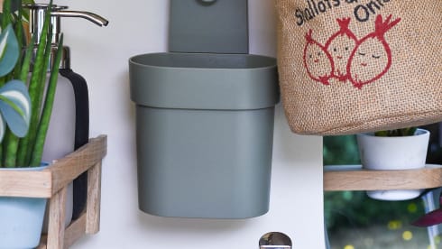 La Via – Camperbus Nissan NV400 L2H2 2personen gerenoveerd in 2023