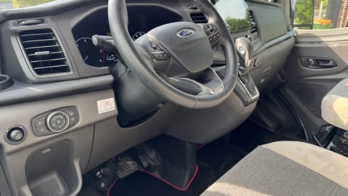 Chanson! – Beautiful Chausson 788 from 2021. Completely complete!