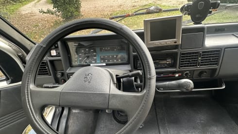 Jeranca – Cozy camper for 4 persons with reversing camera.