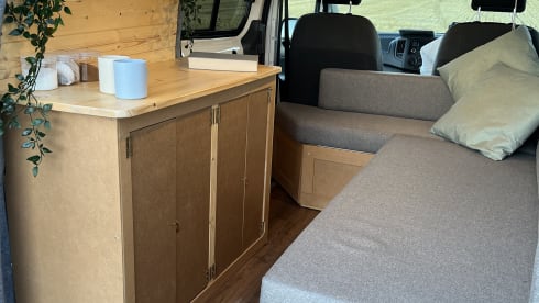 Gogh – Caledonia Camper Co. Van Gogh