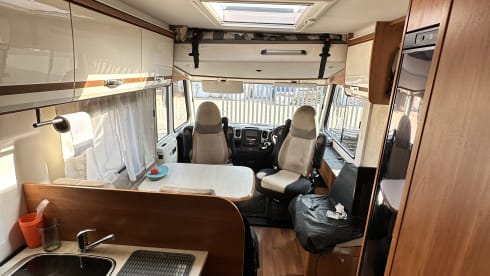TREND – 4 berth Dethleffs integrated from 2017