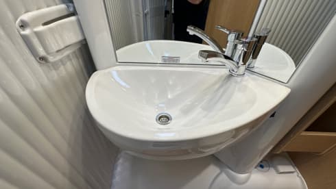 Sunlight-Wohnmobil mit 2 Schlafplätzen ab Baujahr 2020