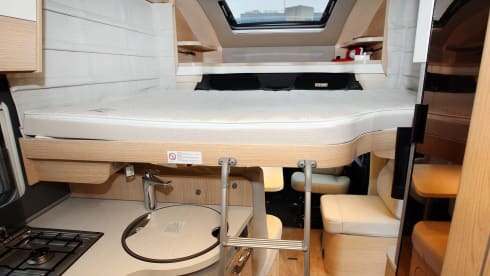 Glamper Camper – Hymer BMCT 680 5 persons!