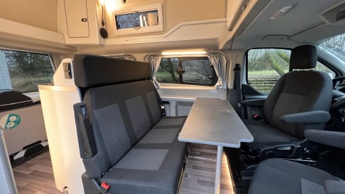 Butzbach – Ford Nugget high roof