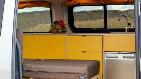 Ecobusje – Two-person electric camper van from Ecobusje