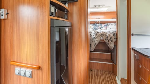 Very luxurious semi-integrated camper with a lot of comfort