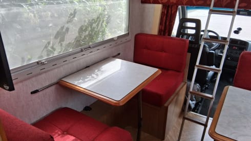 4-Sitzer Fiat-Nische aus dem Jahr 1999