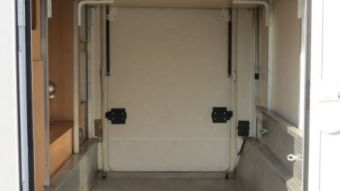 Kentucky Estro 4 c / garage