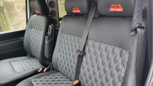 Link  – Head turning 4 berth Volkswagen T4