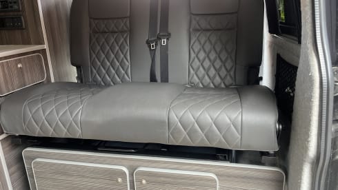 * Automatic* 4 berth VW camper with all mod cons
