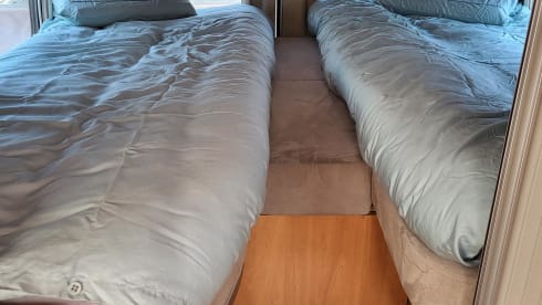 Grote vriend – Sturdy compact camper van equipped with all conveniences