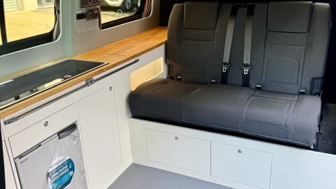 Doreen – Ford-Wohnmobil mit 4 Schlafplätzen ab 2024