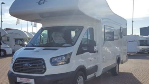 CAMPER MANSARDATO 6 POSTI