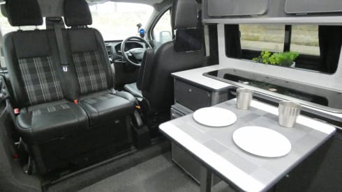 Mia – Mountain Edition- Ford Transit Custom 4 Berth
