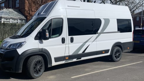 Heidi Hi – 2 berth Citroën Campervan from 2021