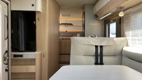 2p Hymer semi-integrated from 2021