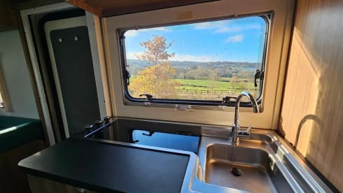 Camper di lusso a 7 posti letto del 2020