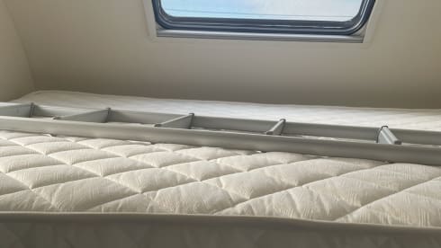 Sevenoaks 2022 Roller team 675 6 berth – 6 berth Roller Team Overcab from 2022