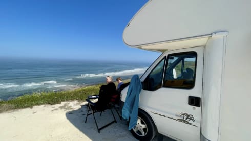 Elnagh alcove camper for 6 people 