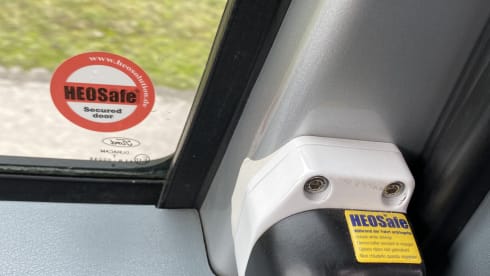 liberty 654 – 3p Ford semi-integrated from 2009