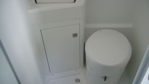 Charles – VW Grand California 600 fully equipped