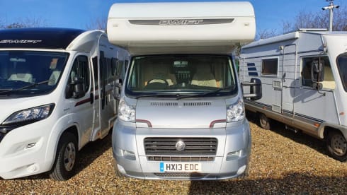 6 Berther get away – Family Motorhome 6 berth