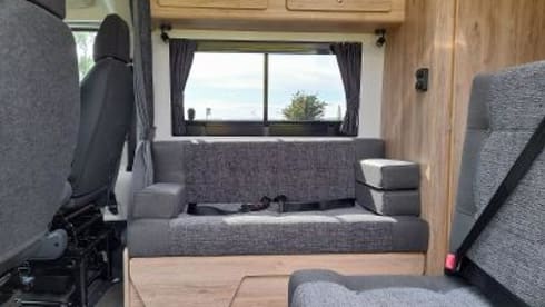 BP70 – 4 Berth Campervan/Motohome - fully equipped for your next Adventure