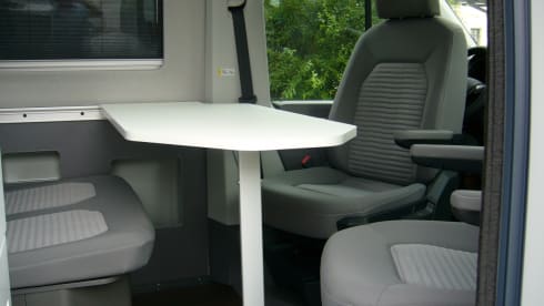 Charles – VW Grand California 600 fully equipped